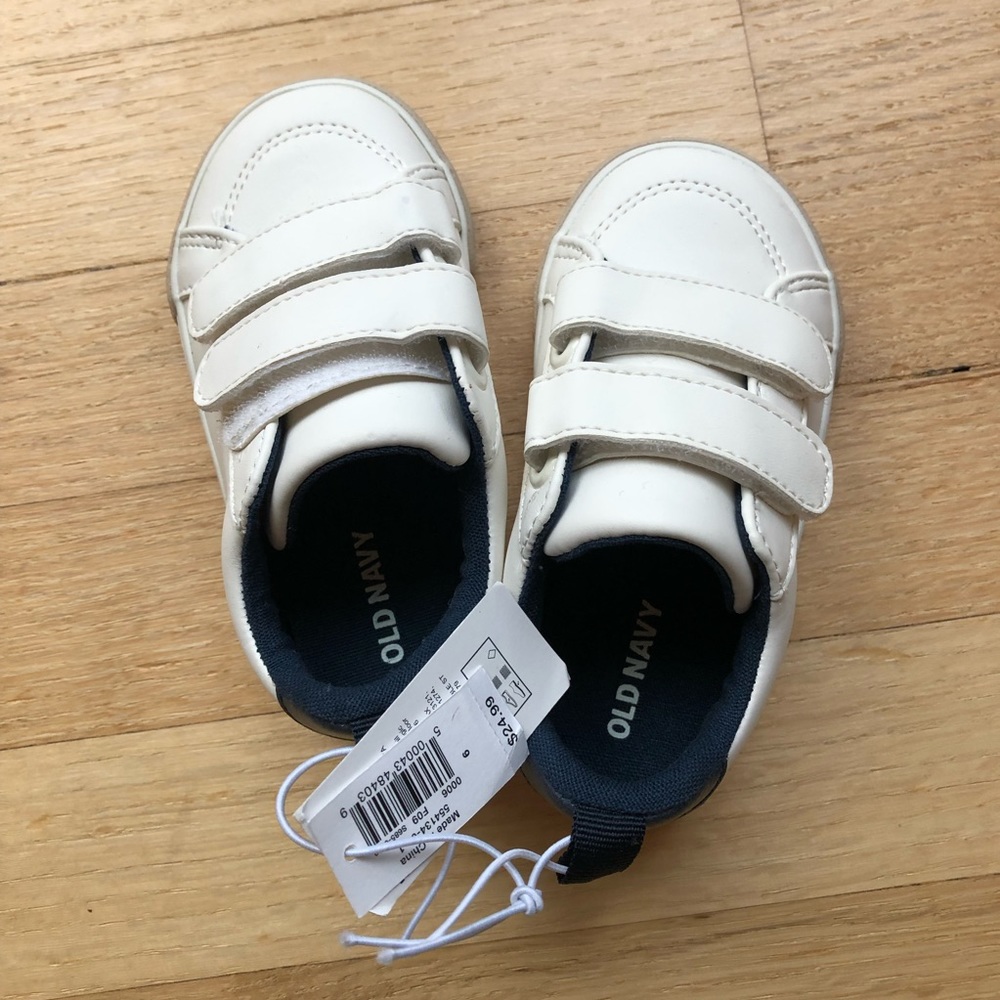 Old Navy White Sneakers